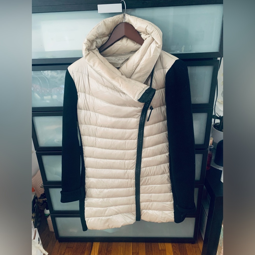 Calvin Klein women puffer jacket size M